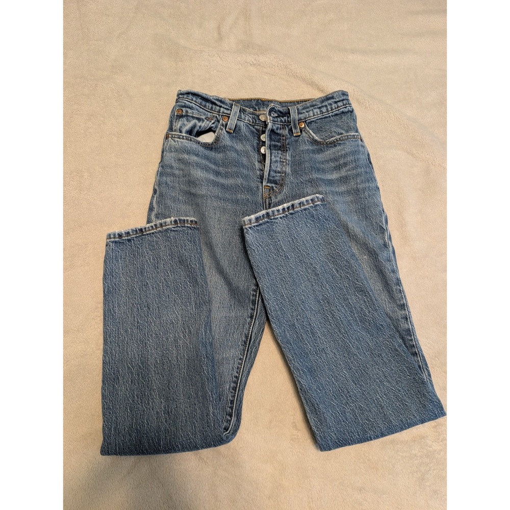 Levis 501 Jeans Womens 25x30 Medium Wash Straight Button Fly